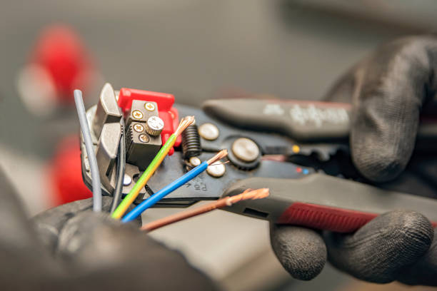 Best Affordable Emergency Electrician  in New Carlisle, OH